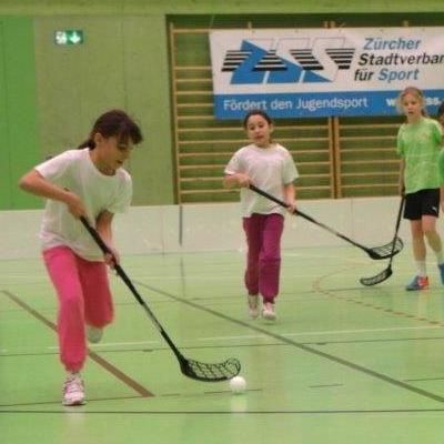 Unihockey-Schüeli